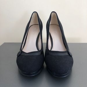 Nine West Black Suede Leather/Patent trim Heels